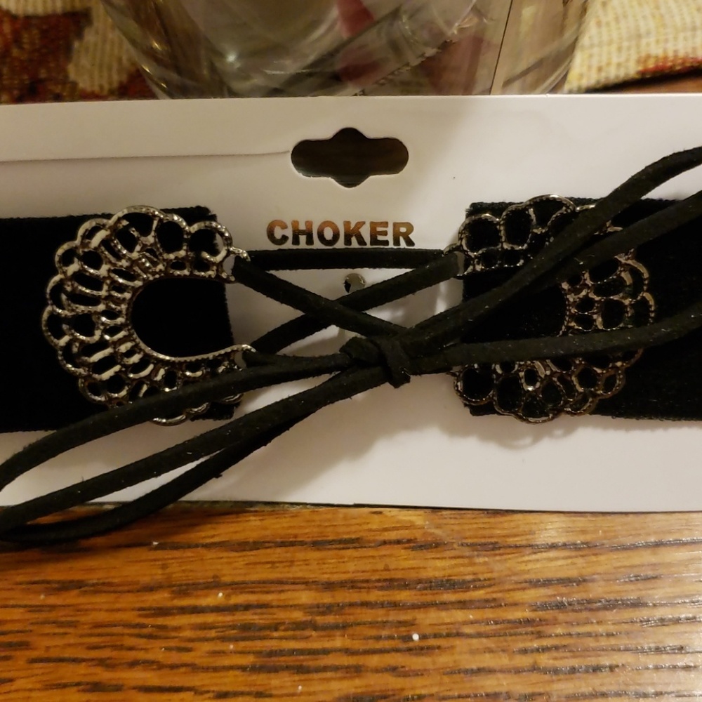 BNWT Charlotte Russe Velvet Choker
